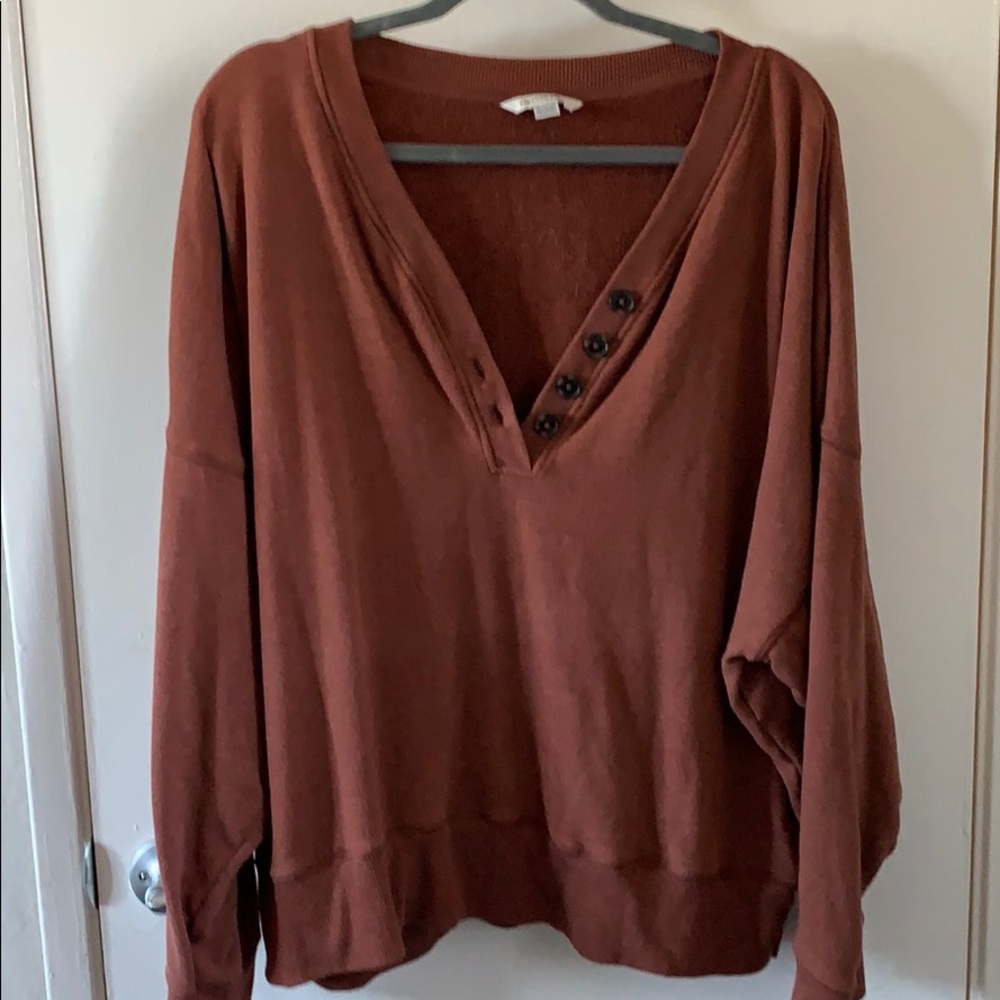 Cute oversized sweater!